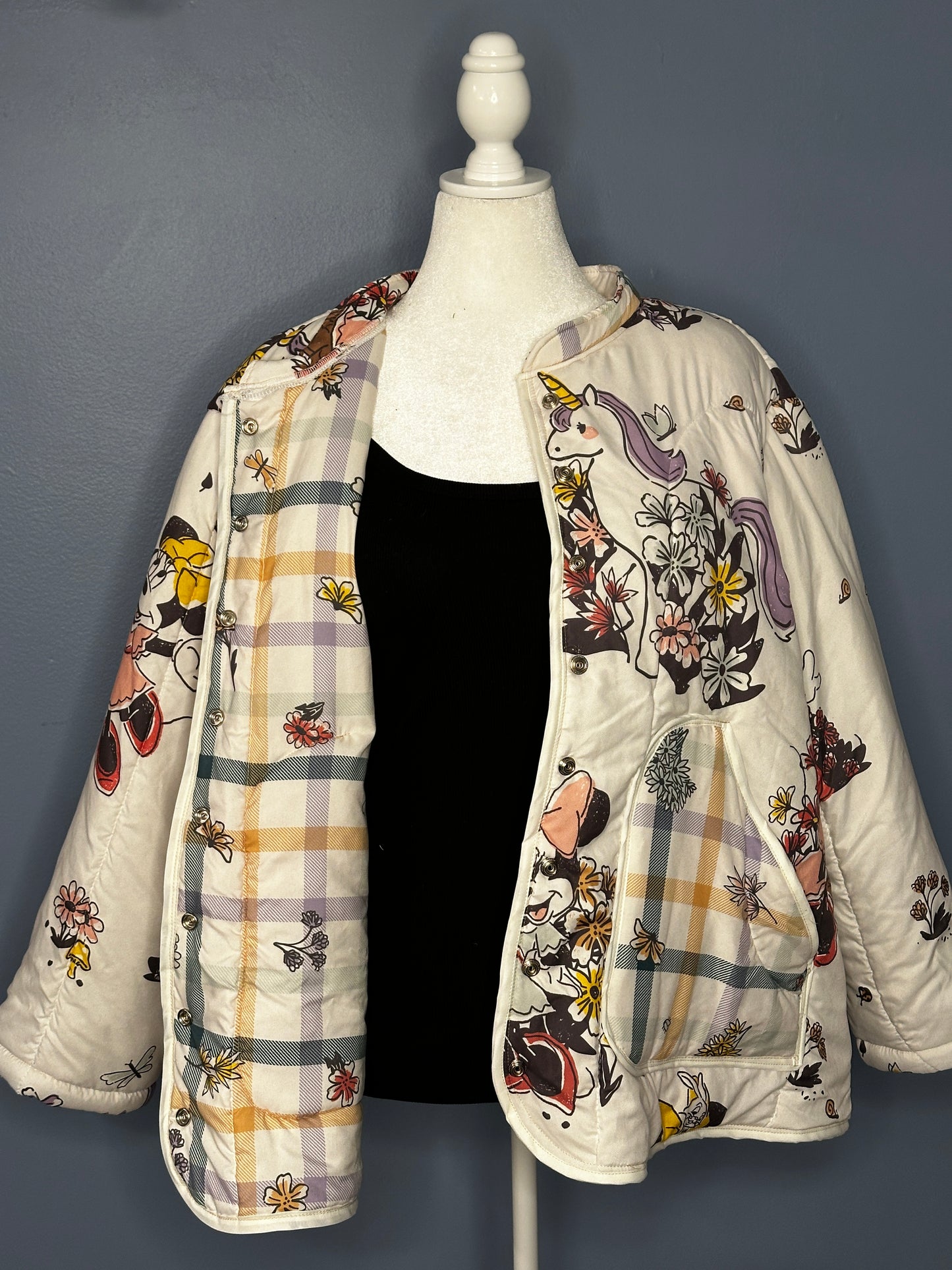 Plus Size Minnie Mouse Coat (3XL)
