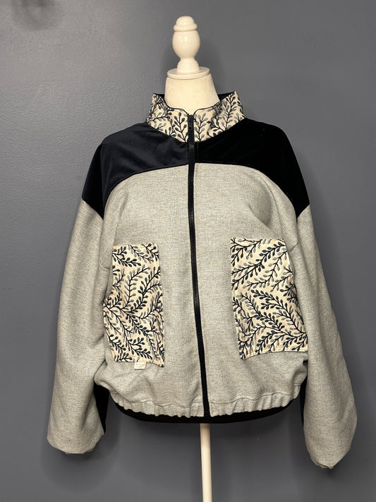 Contrast Panel Zip Jacket (size-XL)