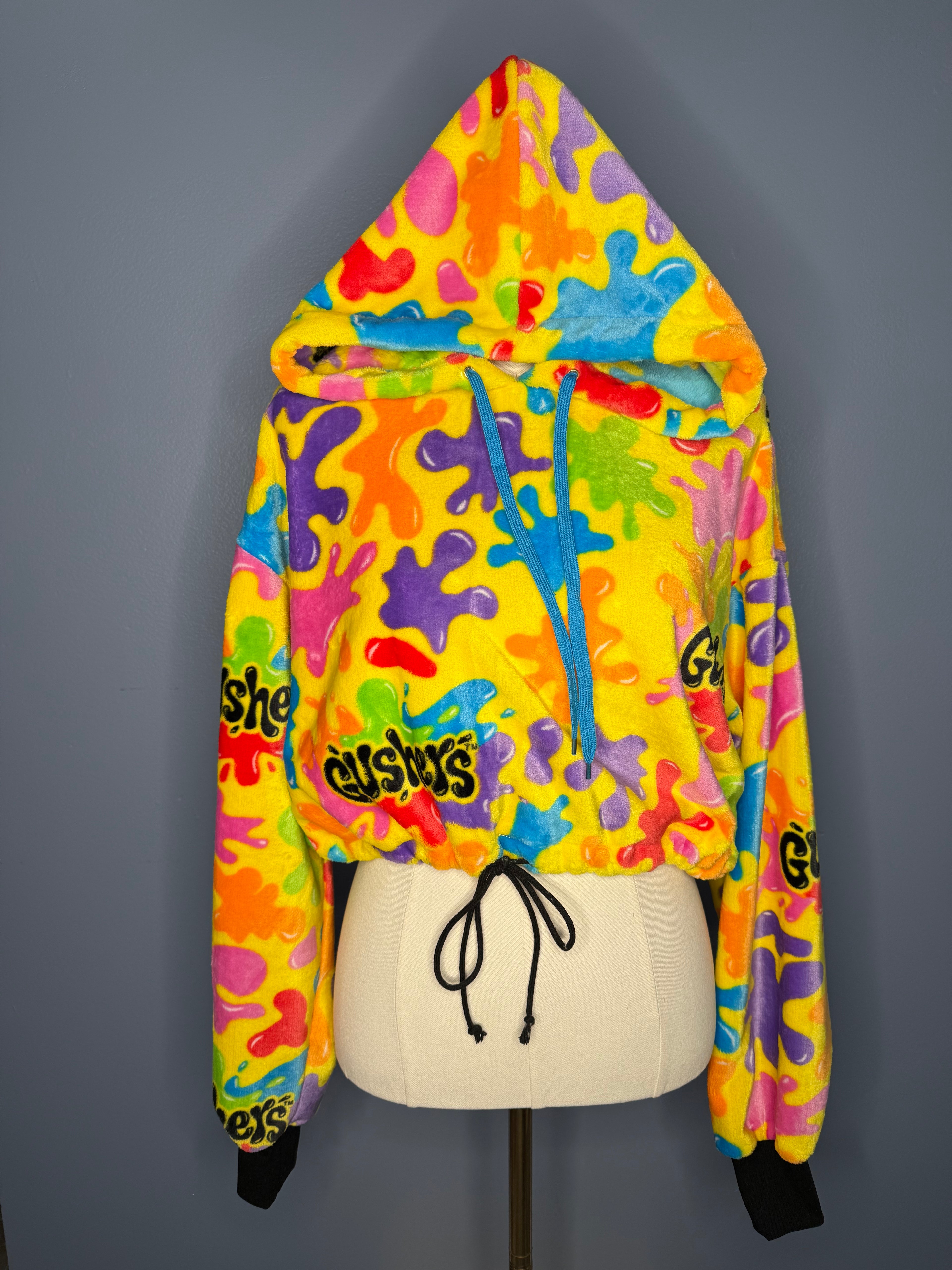 Size-XL Cropped Fuzzy Hoodie