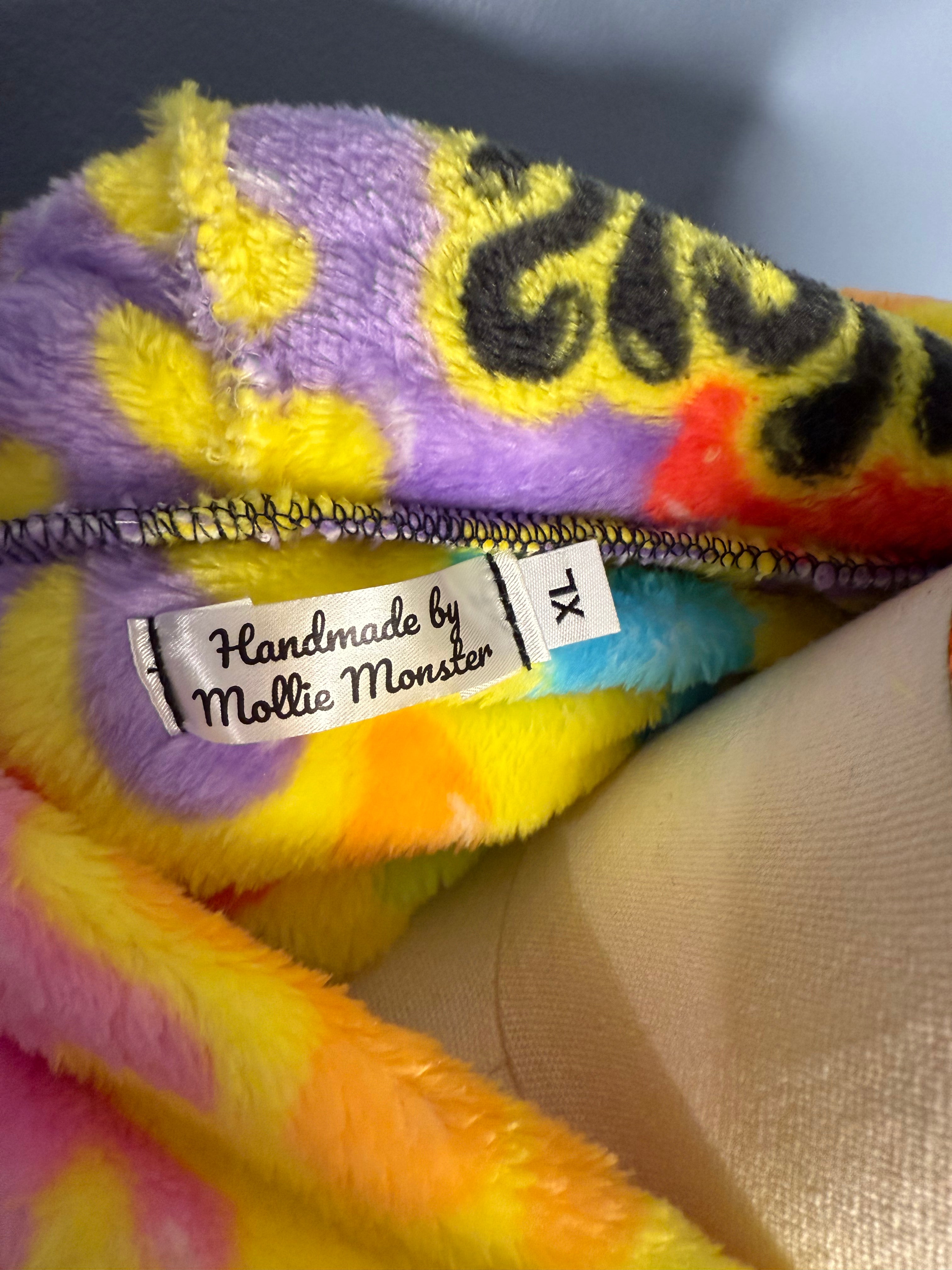 Size-XL Cropped Fuzzy Hoodie