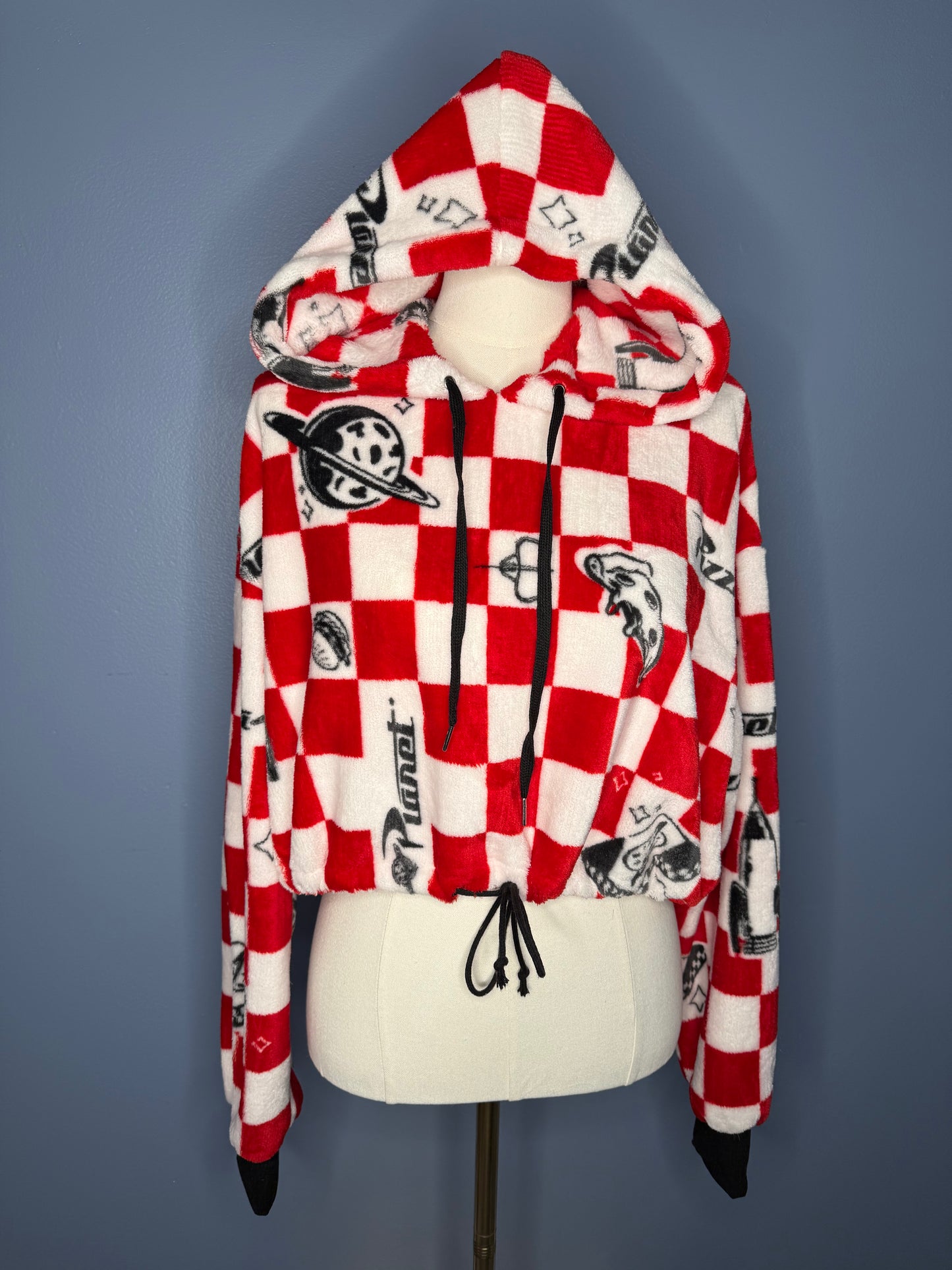Size-XL Cropped Fuzzy Hoodie
