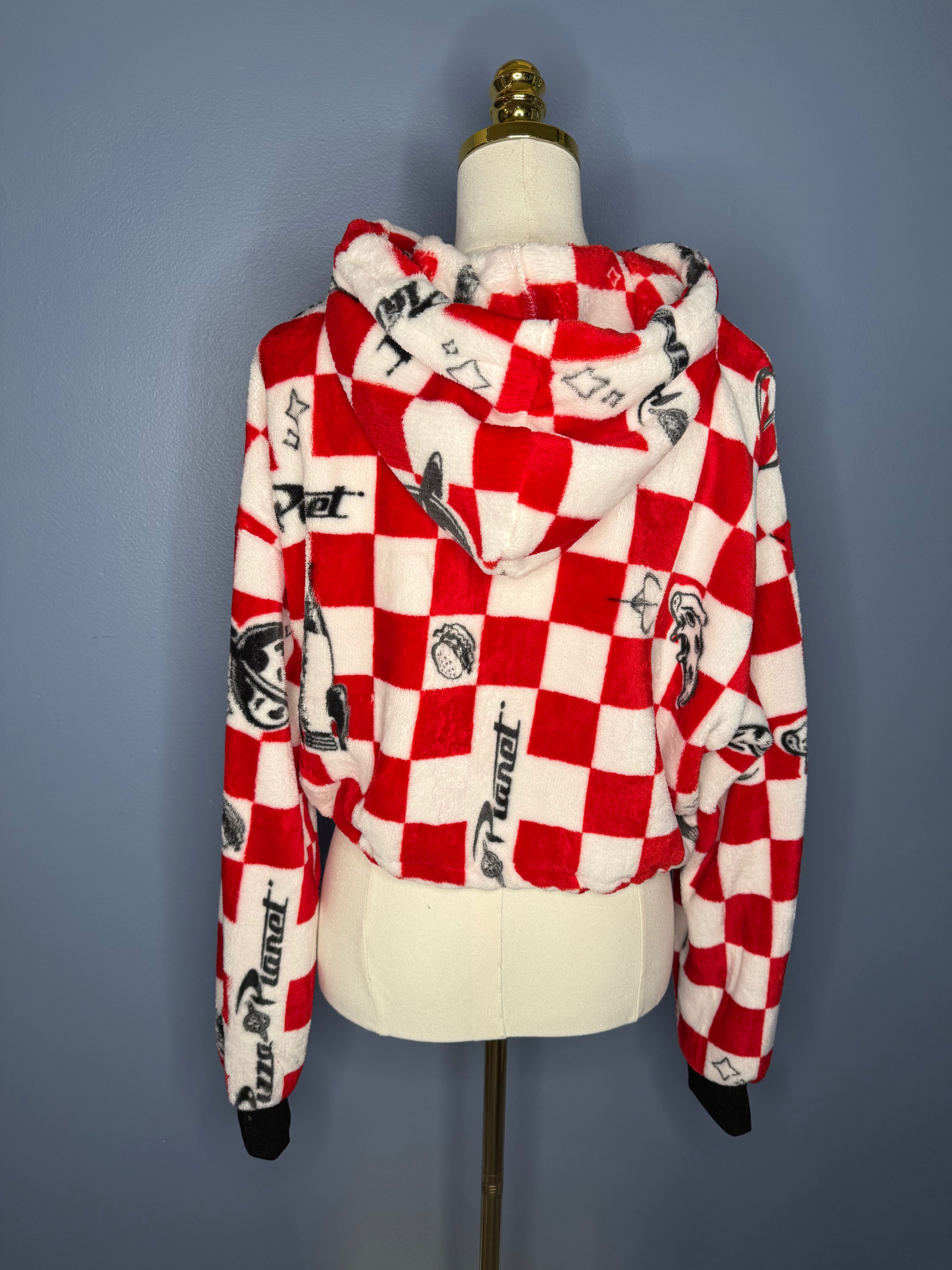 Size-XL Cropped Fuzzy Hoodie