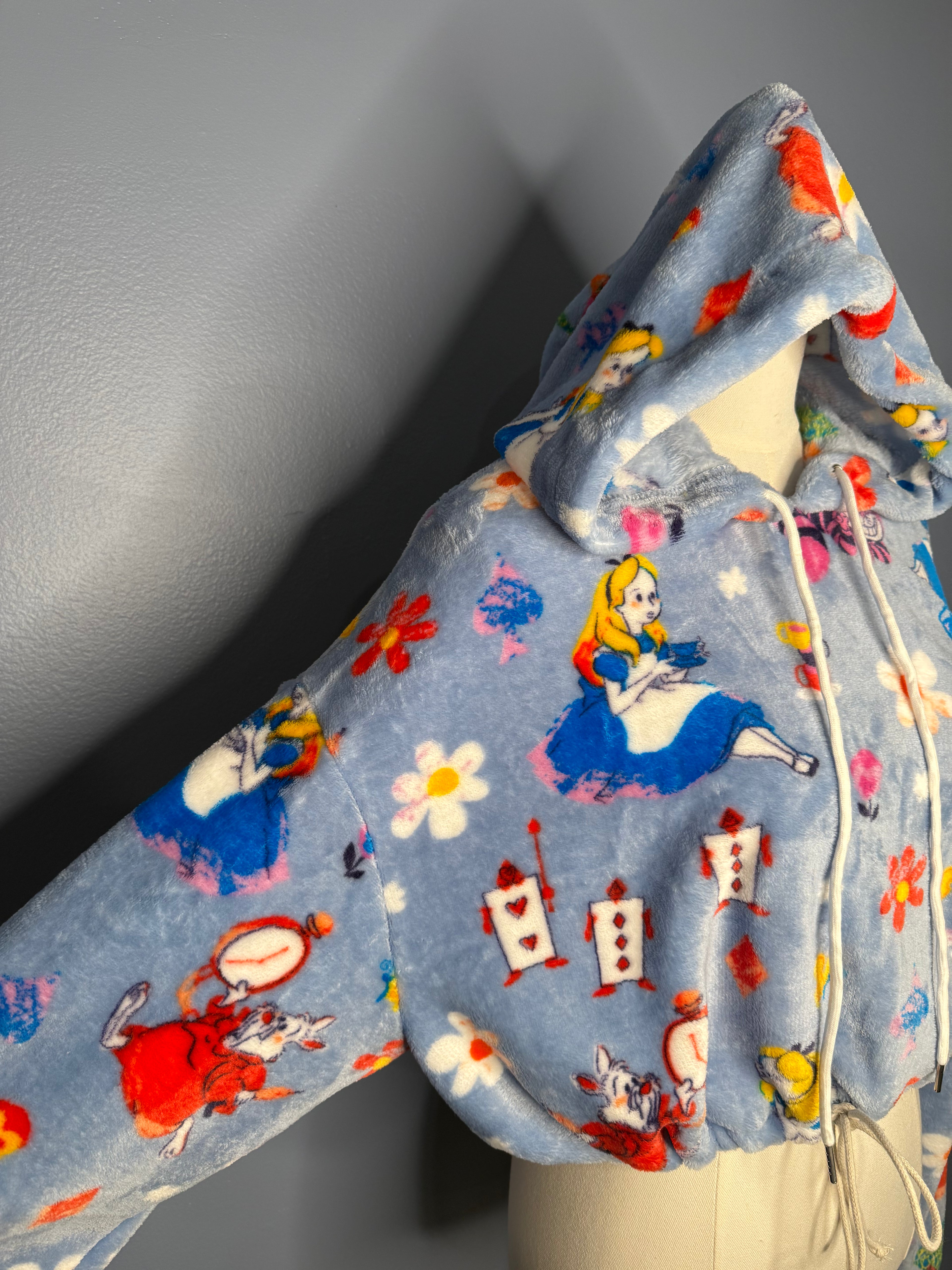 Size-XL Cropped Fuzzy Hoodie