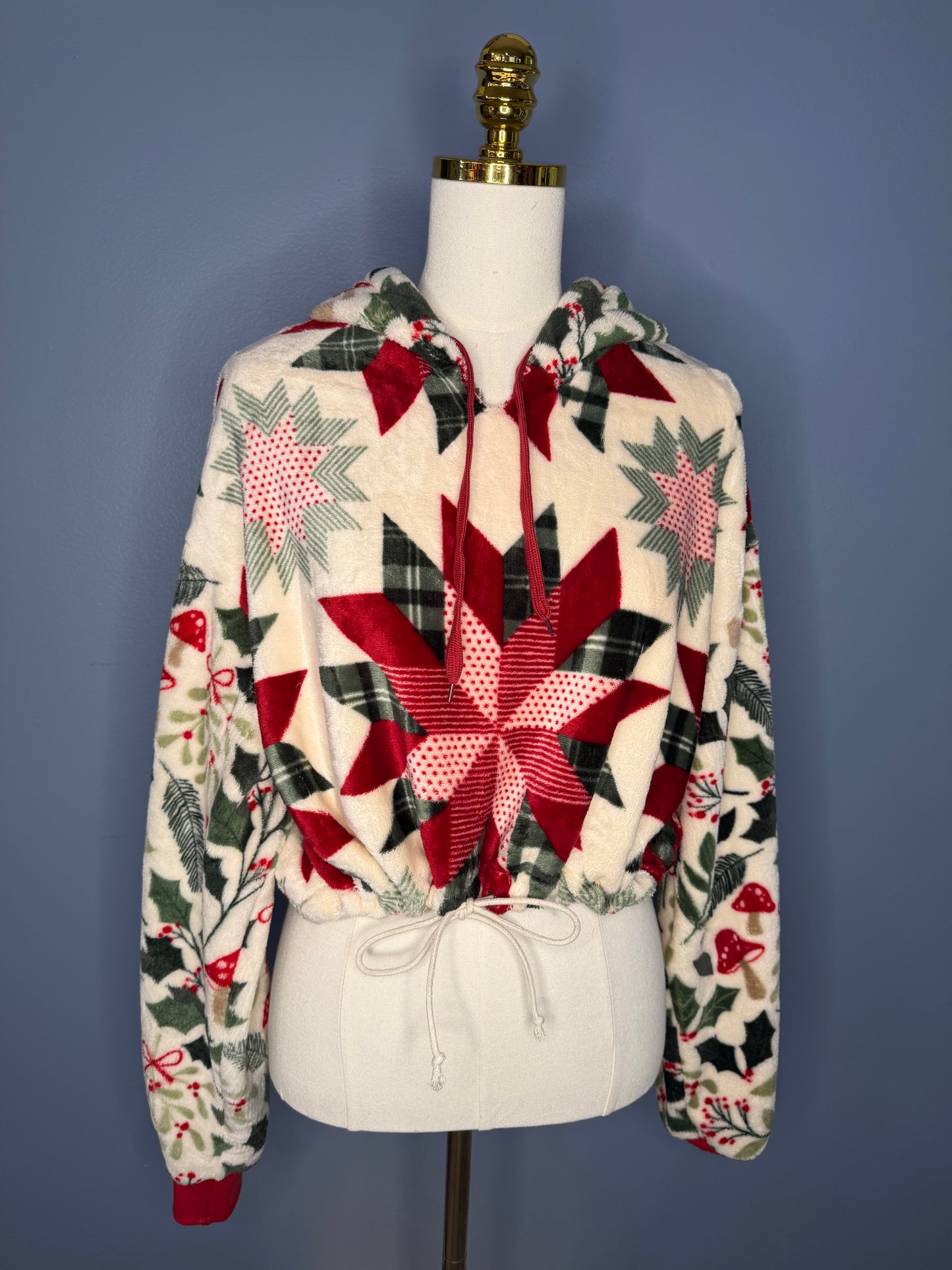 Size-Large Cropped Fuzzy Hoodie