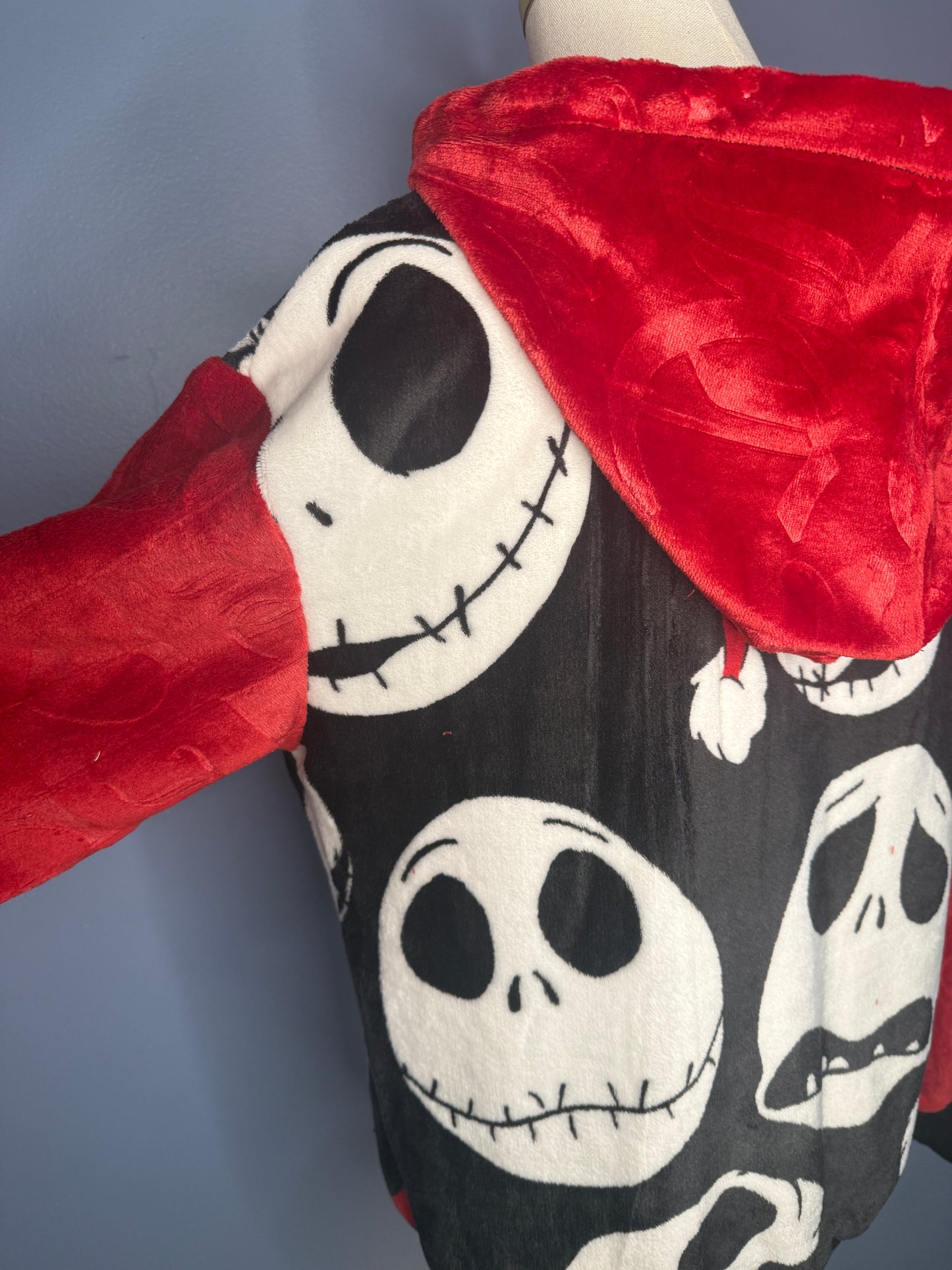 Size-Large Nightmare Before Christmas Zip-up Hoodie