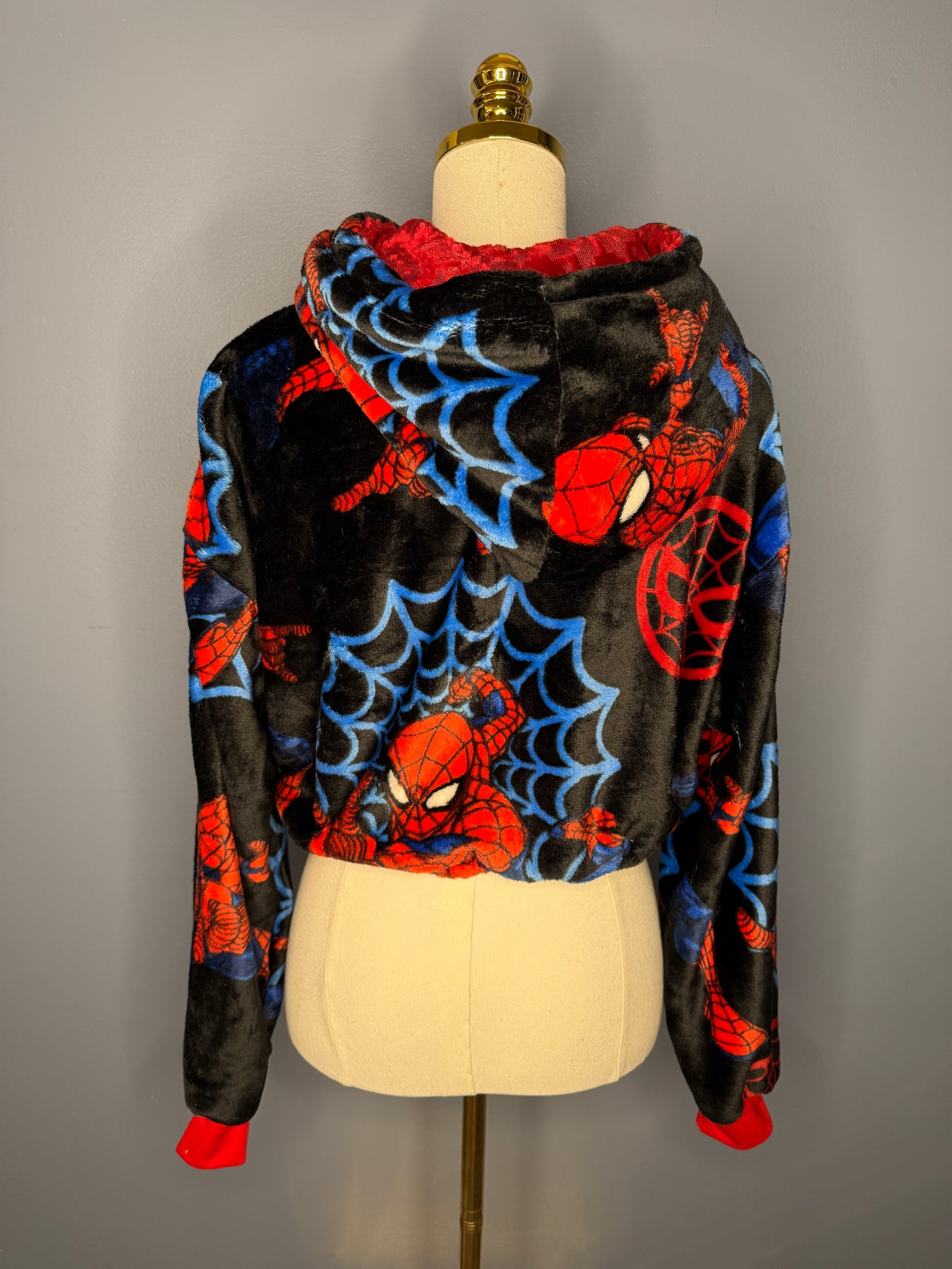 Size-Medium Cropped Fuzzy Hoodie