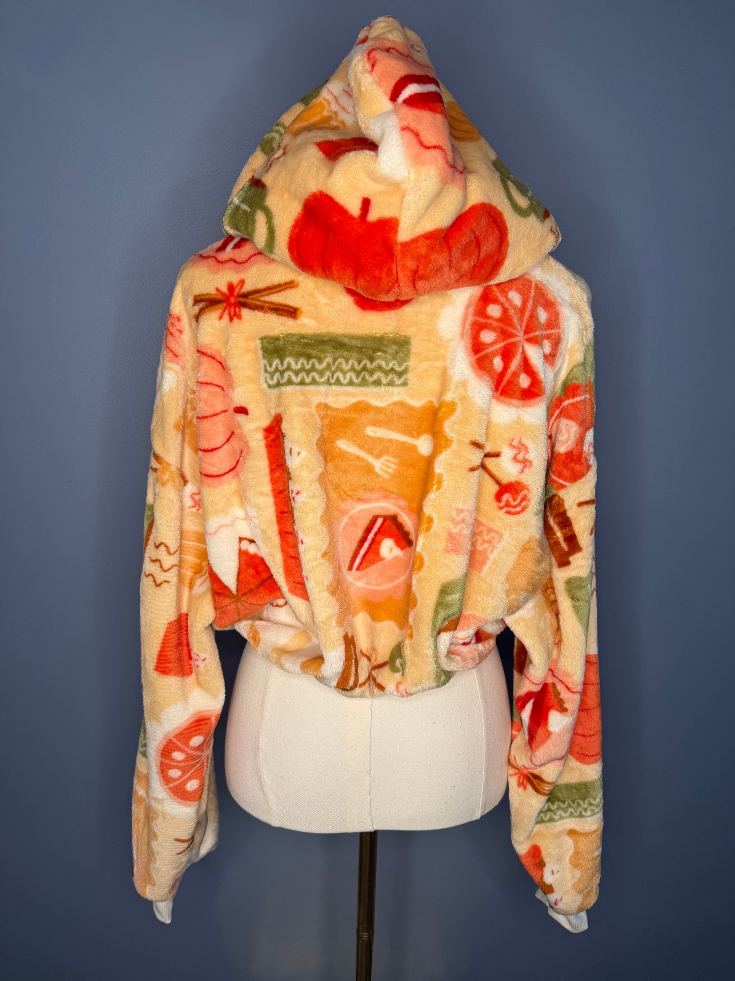 Size-3XL Cropped Fuzzy Hoodie