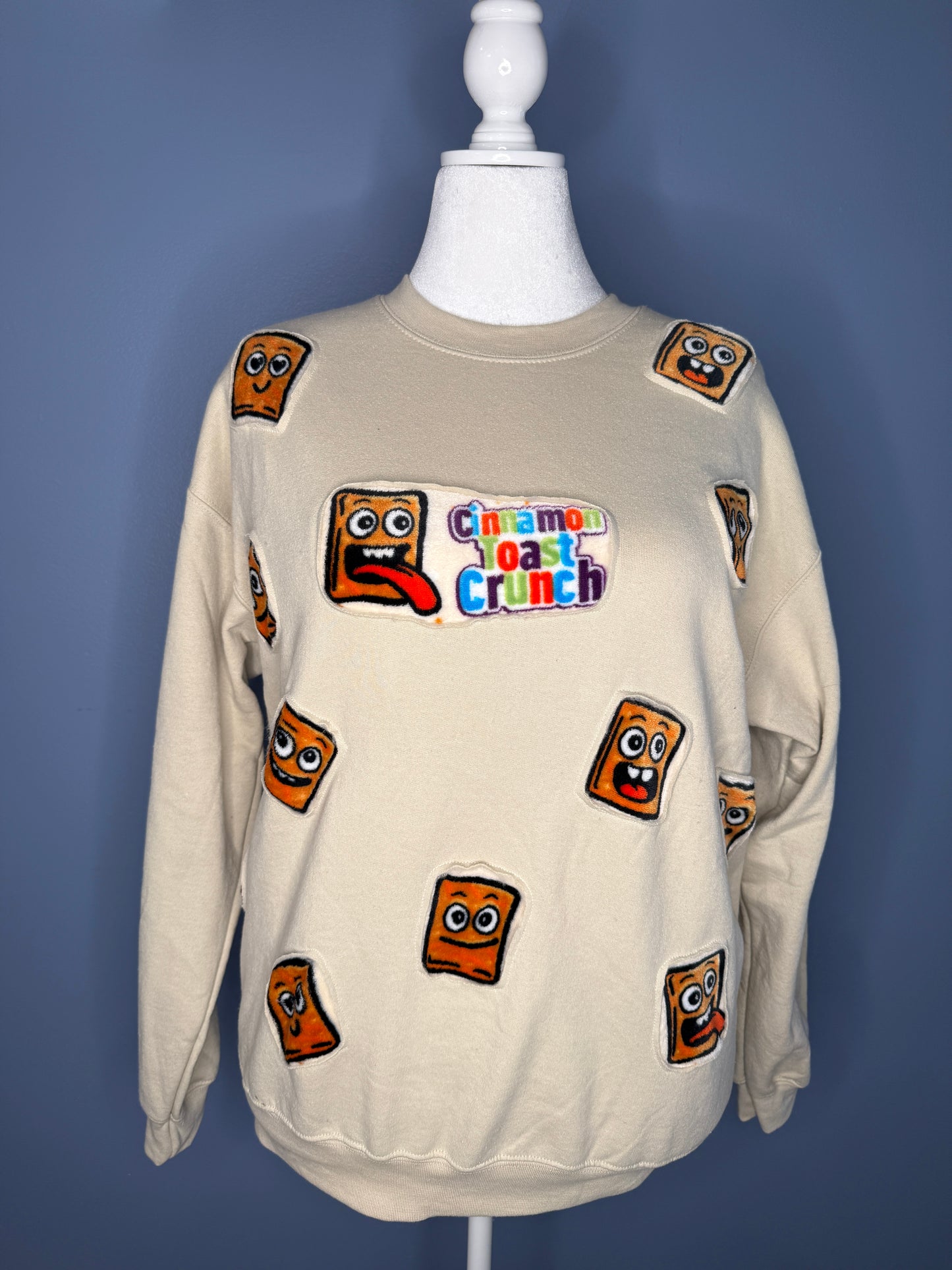 Size-Large Applique Sweatshirt