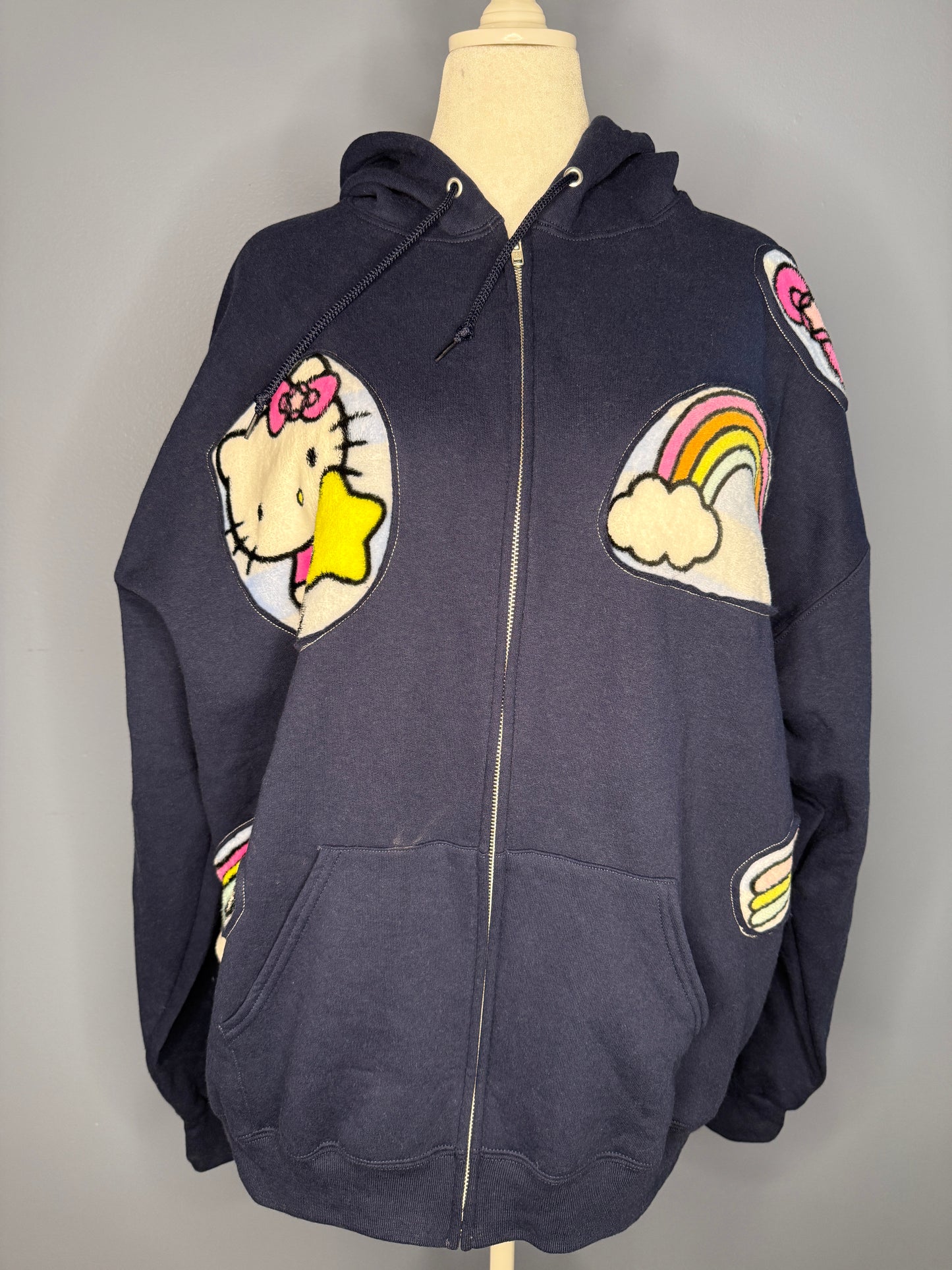 Size-2XL Applique Sweatshirt