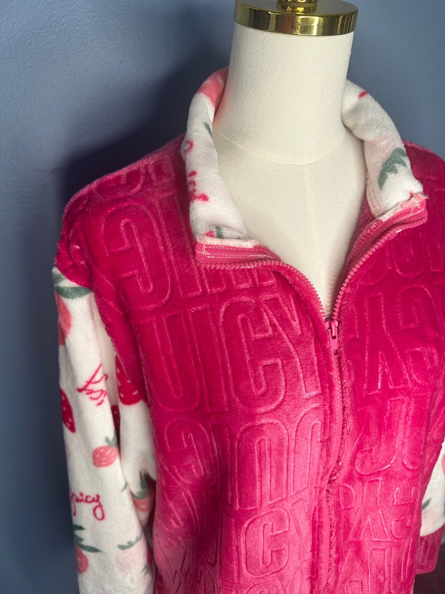 Size-Large Juicy Couture Fuzzy Zip-up