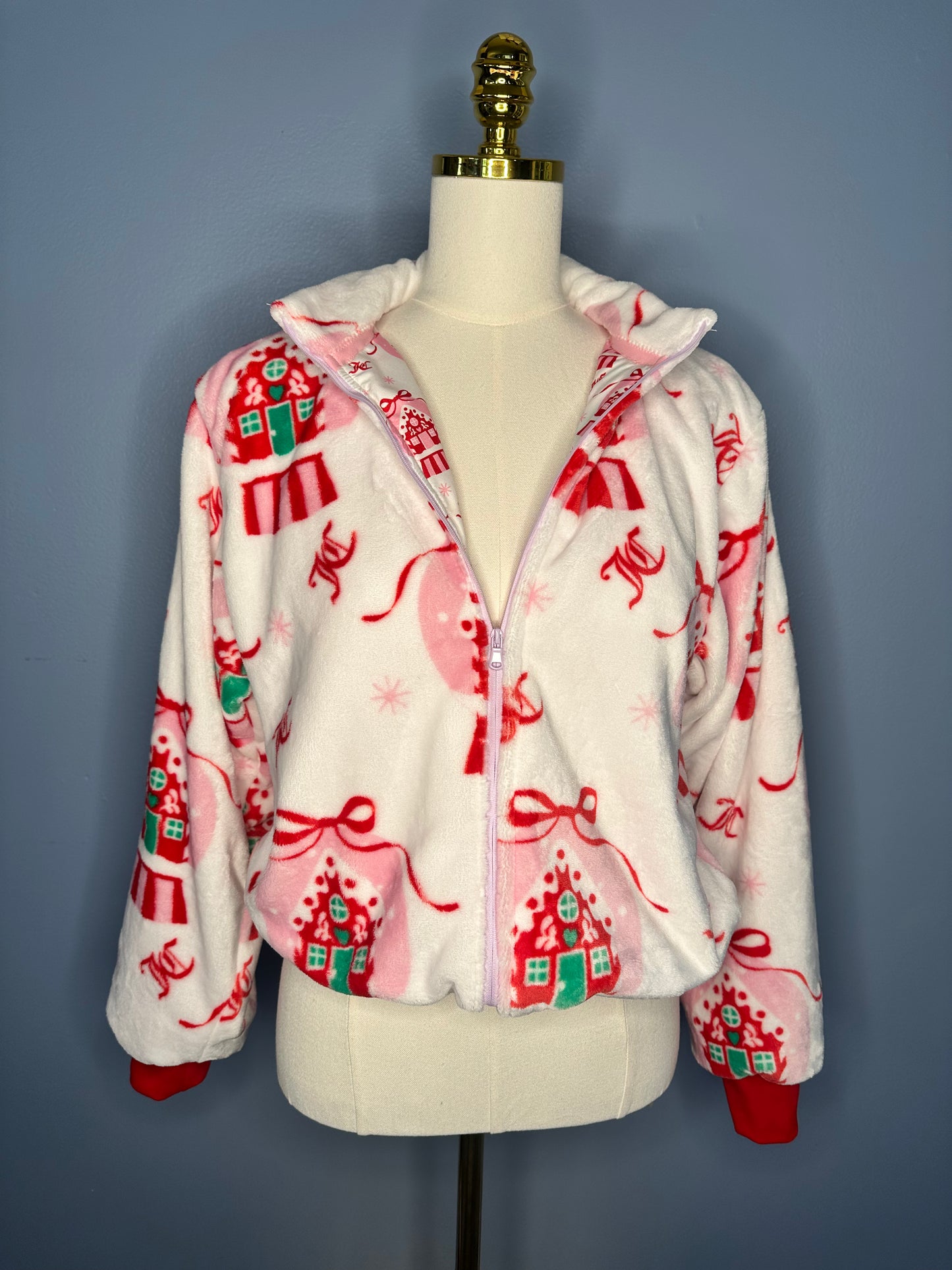 Size-Medium Juicy Couture Fuzzy Jacket