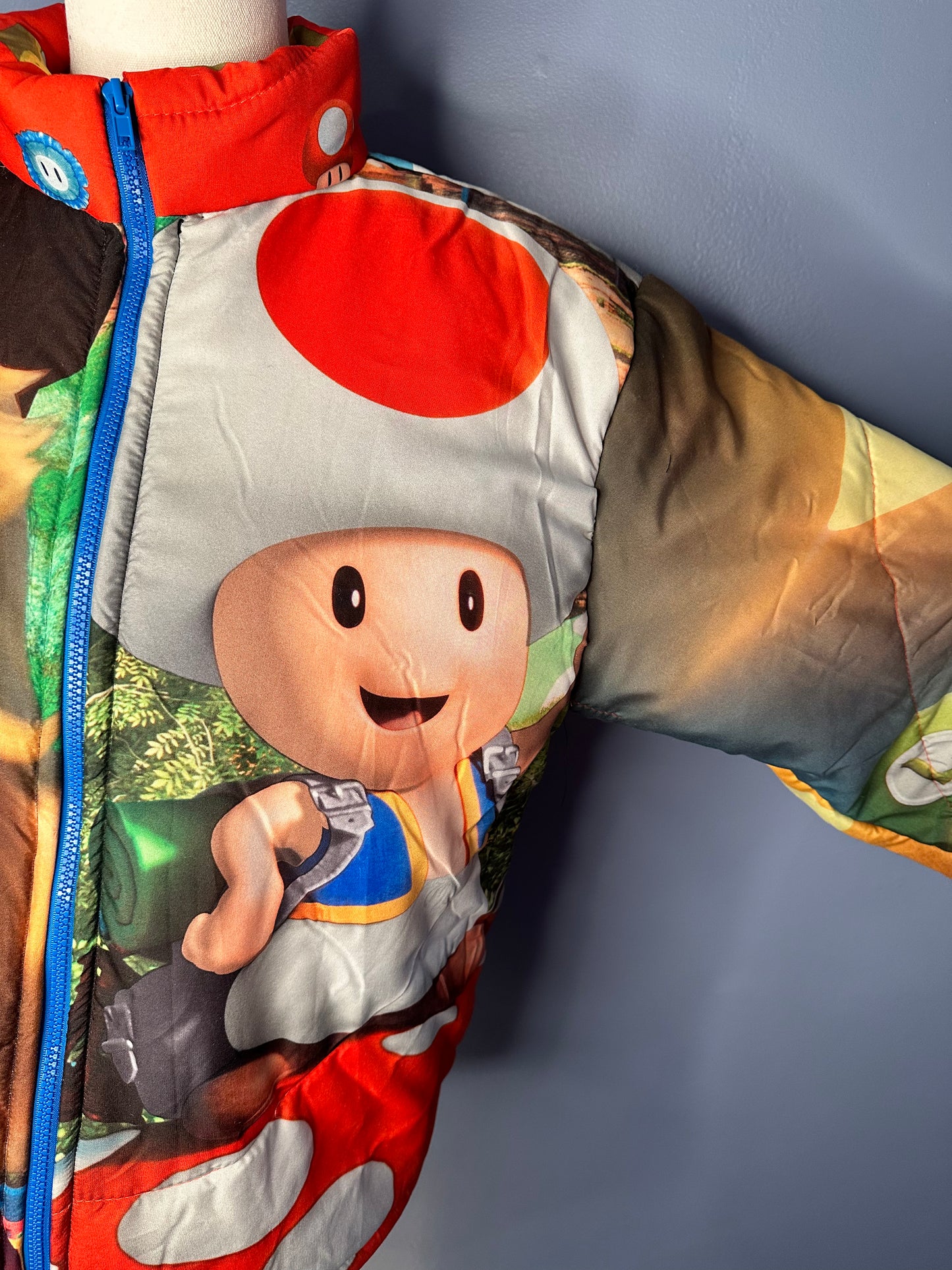 Size-Large Super Mario Puffer Coat