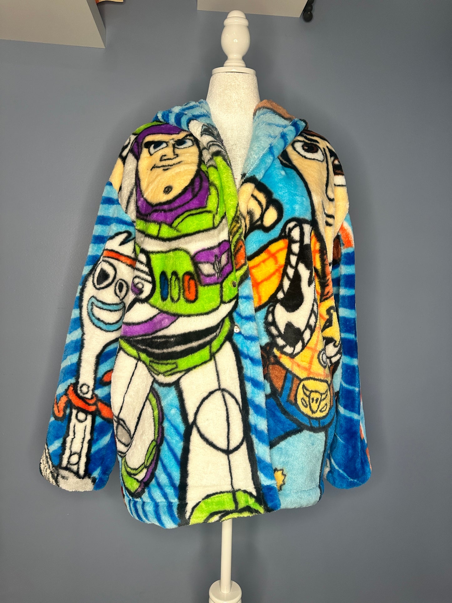 Size-Large/XL Long Hooded Jacket
